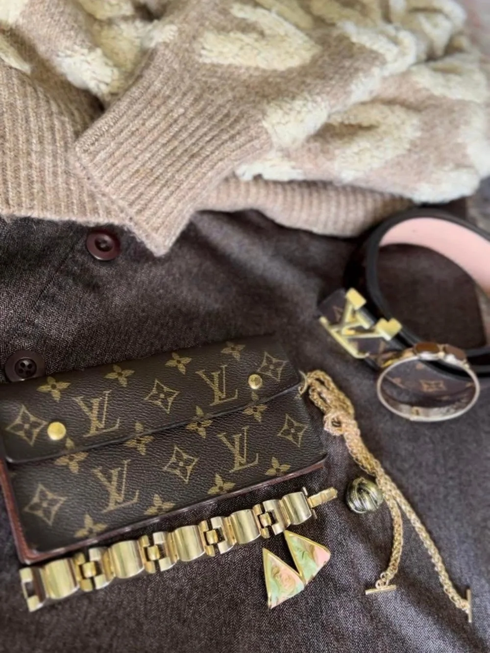 Louis Vuitton Monogram Canvas Accordion Clutch in Brown with Gold Accents